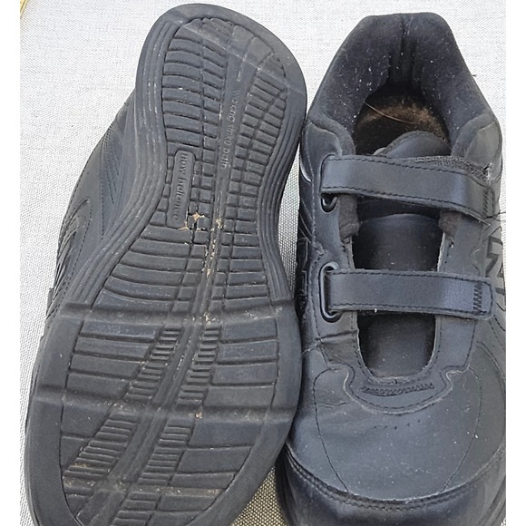 New Balance 577 Mens Black Leather Walking Shoes Hook and Loop Size 8.5 4E - Picture 9 of 11